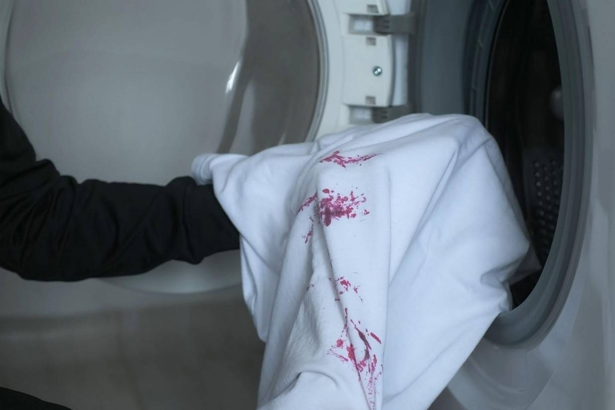 How to Remove Beetroot Stains from Your Clothes? 